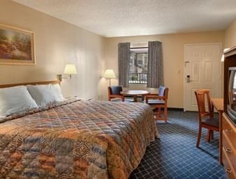 Days By Wyndham Asheville Downtown North Woodfin
